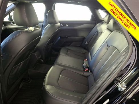 Used 2024 Kia K5 GT-Line AWD/4WD image 12