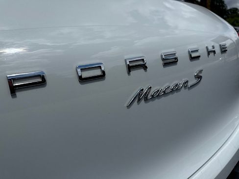 Used 2018 Porsche Macan S image 25