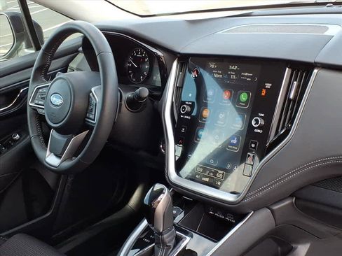 Certified 2025 Subaru Outback Premium w/ Popular Package #1A image 22