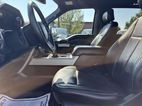 Used 2019 Ford F150 Lariat w/ Equipment Group 502A Luxury AWD/4WD image 24