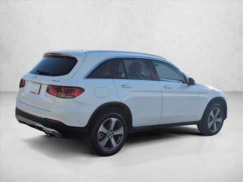 Used 2022 Mercedes-Benz GLC 300 4MATIC image 5