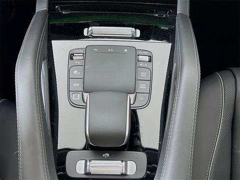 New 2025 Mercedes-Benz GLS 450 4MATIC image 19