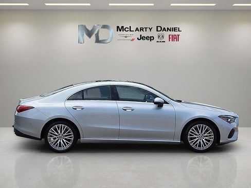 Used 2025 Mercedes-Benz CLA 250 4MATIC image 6