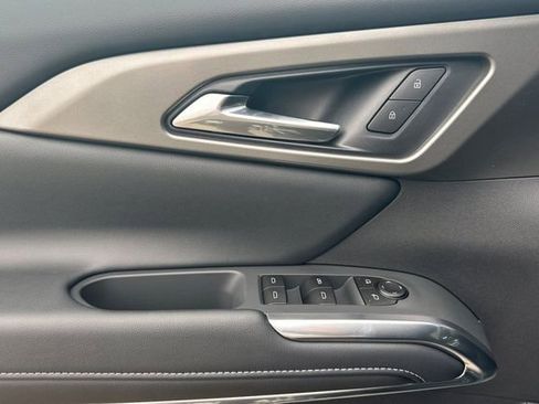 New 2026 Chevrolet Traverse LT w/ Driver Confidence Package image 14