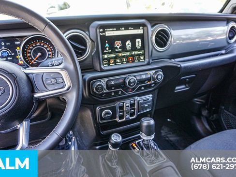 Used 2023 Jeep Gladiator Overland image 32