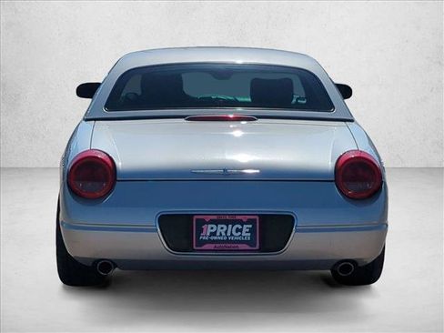 Used 2005 Ford Thunderbird RWD image 7