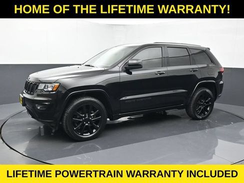 Used 2020 Jeep Grand Cherokee Altitude AWD/4WD image 2