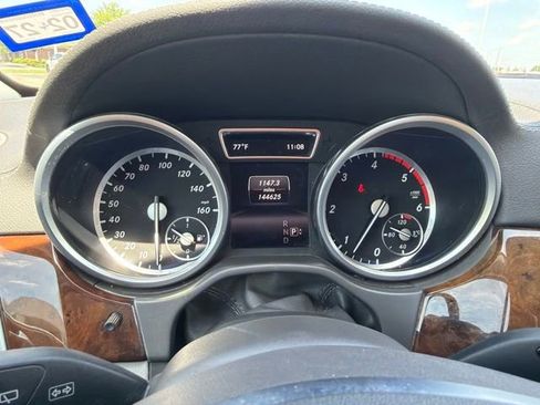 Used 2015 Mercedes-Benz GL 320 BlueTEC 4MATIC image 9