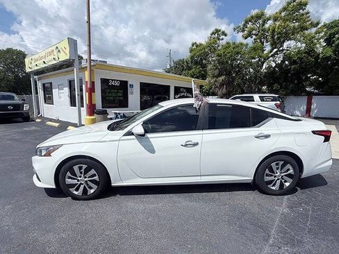 Used 2020 Nissan Altima 2.5 S FWD image 4