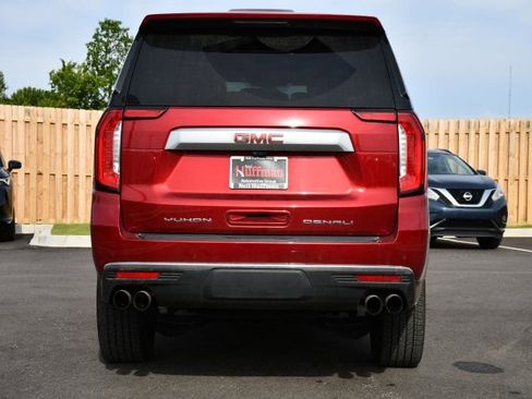 Used 2022 GMC Yukon Denali w/ Advanced Technology Package AWD/4WD image 6