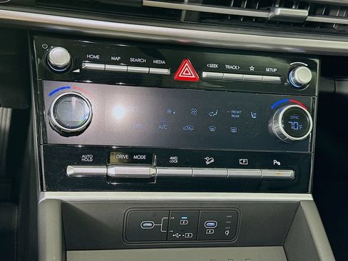 Certified 2026 Hyundai Santa Fe SEL AWD/4WD image 13
