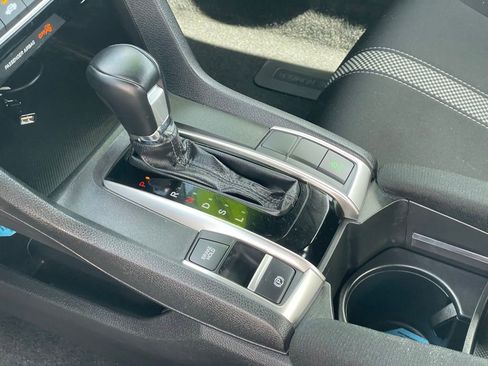Used 2020 Honda Civic EX image 20