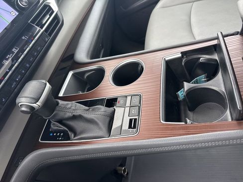 Used 2023 Toyota Sienna XLE w/ XLE Plus Package image 20