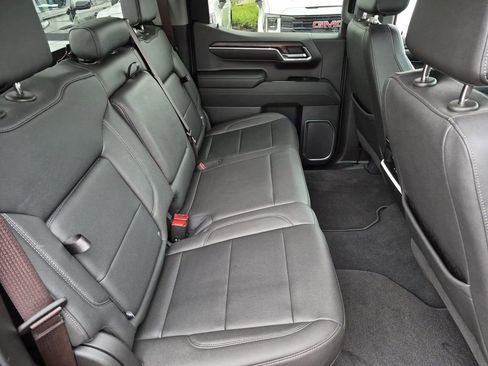 Used 2023 GMC Sierra 1500 SLT w/ SLT Premium Package RWD image 20