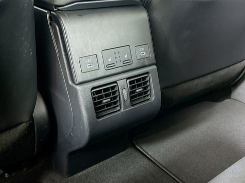 Used 2023 Subaru Solterra AWD image 27