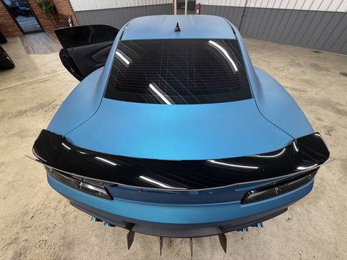 Used 2015 Chevrolet Camaro SS w/ RS Package image 21