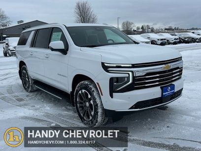 New 2026 Chevrolet Suburban LT w/ Comfort Package