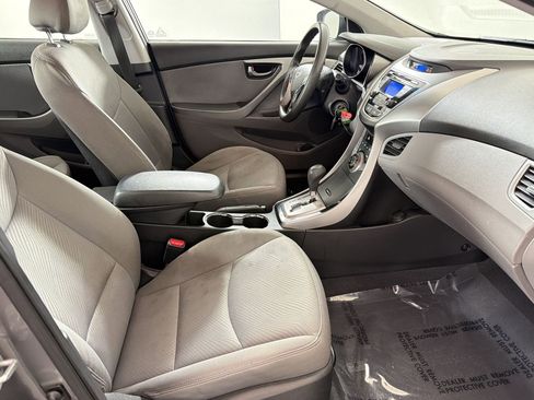 Used 2013 Hyundai Elantra GLS w/ Preferred Pkg FWD image 27