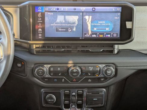 Used 2024 Jeep Wrangler Sahara 4xe image 7