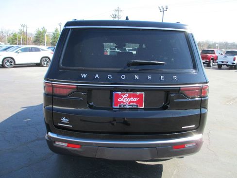 Used 2022 Jeep Wagoneer Series III image 7