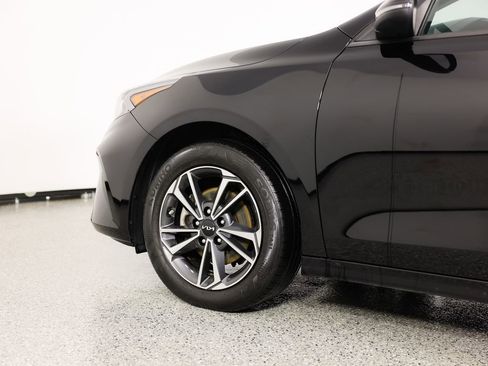 Used 2024 Kia Forte LXS w/ LXS Technology Package image 6