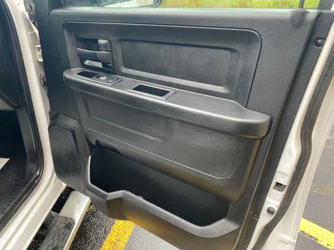 Used 2019 RAM 1500 Express w/ Express Value Package AWD/4WD image 36
