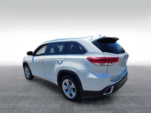 Used 2019 Toyota Highlander Limited AWD/4WD image 6