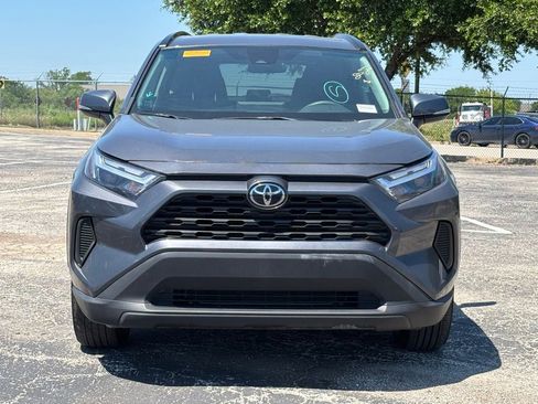 Used 2024 Toyota RAV4 XLE AWD/4WD image 3