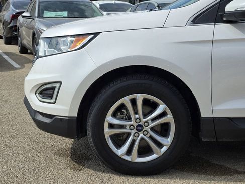 Used 2017 Ford Edge SEL w/ Equipment Group 201A FWD image 6