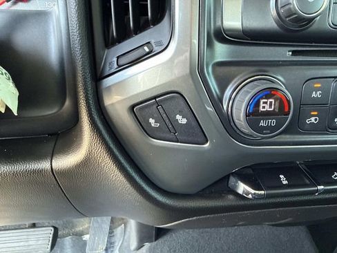 Used 2018 Chevrolet Silverado 1500 LT w/ All Star Edition image 25