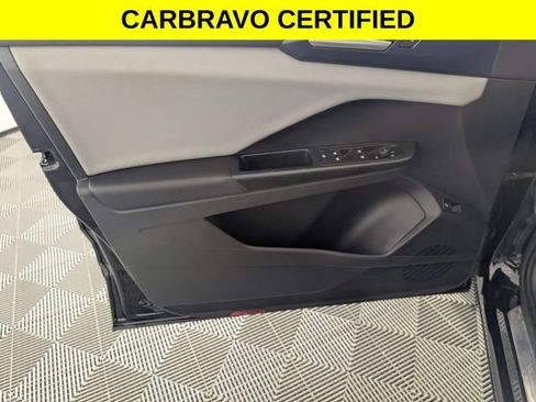 Used 2022 Volkswagen Taos SE AWD/4WD image 10
