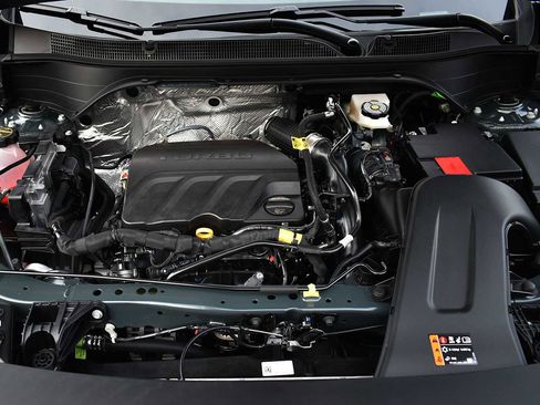 New 2026 Chevrolet Trax LT w/ Sunroof Package image 25