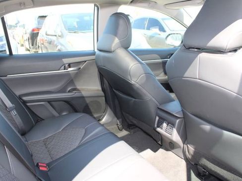 Used 2023 Toyota Camry XSE image 7