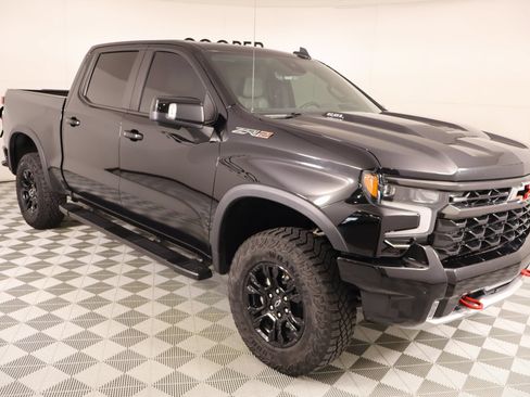 Used 2023 Chevrolet Silverado 1500 ZR2 w/ Technology Package AWD/4WD image 1