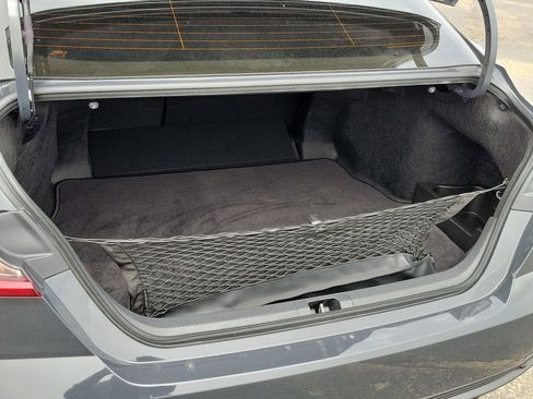 Used 2026 Toyota Camry SE FWD image 12