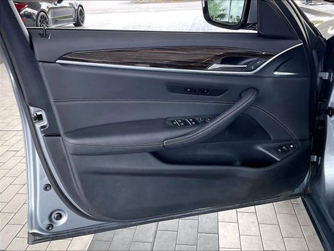 Used 2023 BMW 530e w/ Convenience Package RWD image 25