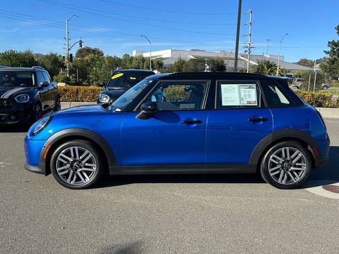 Used 2025 MINI Cooper S image 2