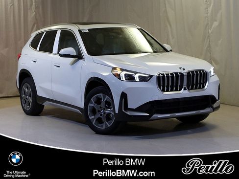 Used 2025 BMW X1 xDrive28i w/ Premium Package image 1
