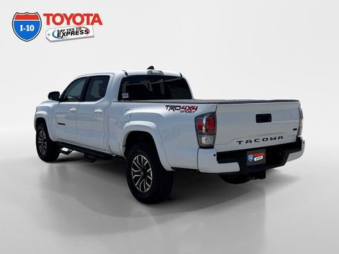 Certified 2022 Toyota Tacoma TRD Sport w/ Technology Package AWD/4WD image 3