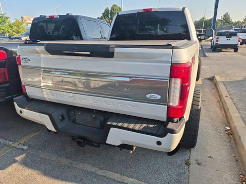 Used 2017 Ford F250 Platinum w/ Platinum Ultimate Package AWD/4WD image 13