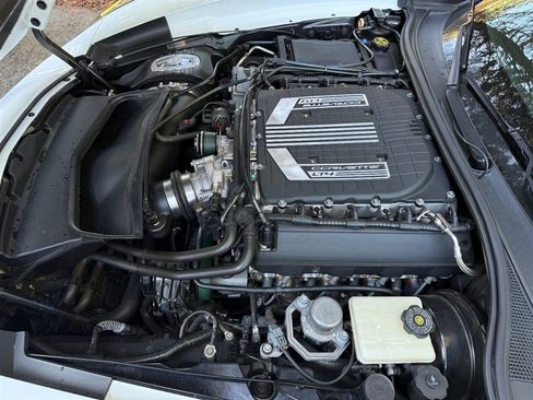 Used 2016 Chevrolet Corvette Z06 w/ 3LZ Preferred Equipment Group image 81