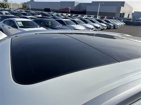 Certified 2023 INFINITI QX60 Luxe image 11