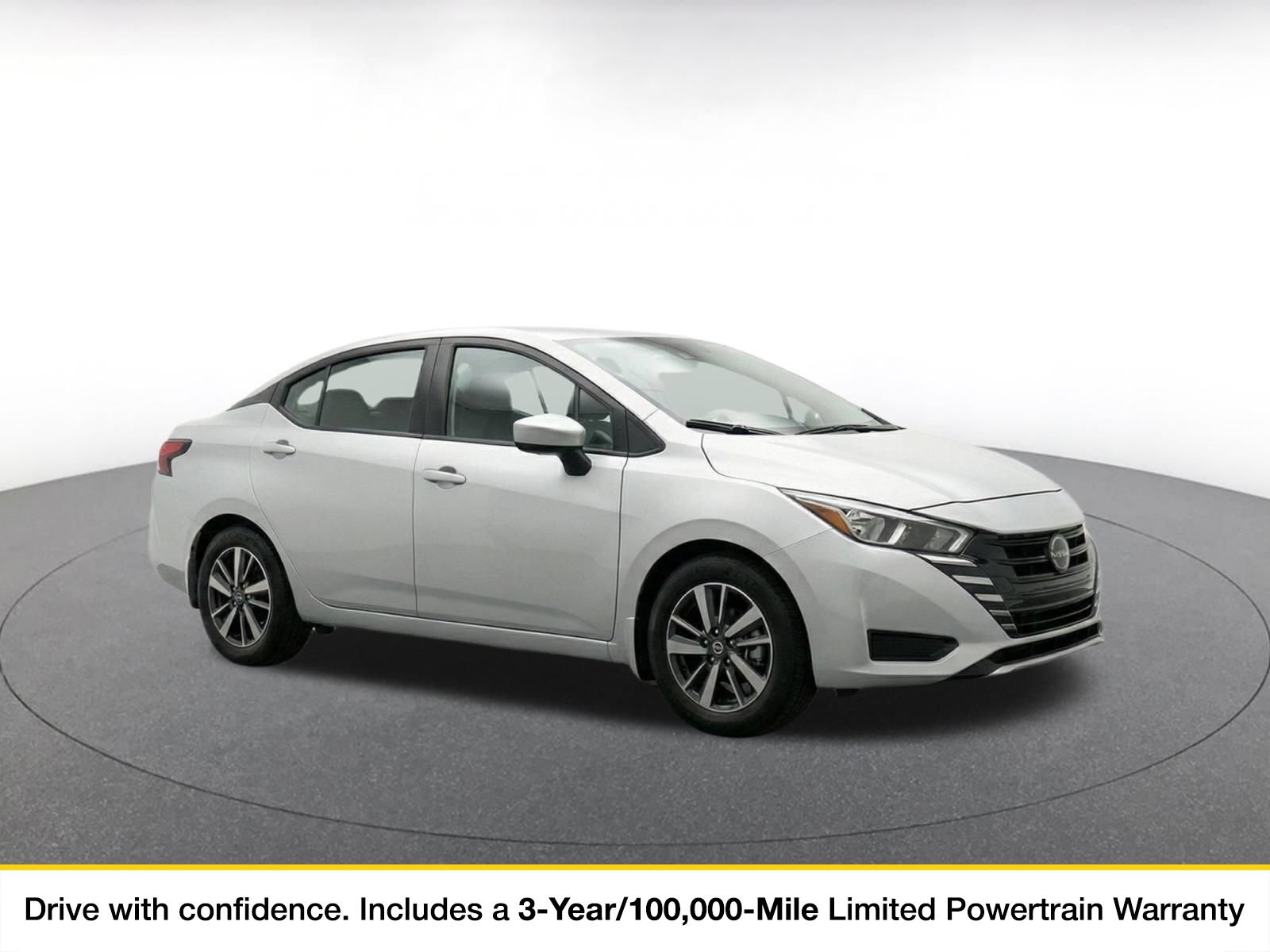 Used 2025 Nissan Versa SV FWD image 1