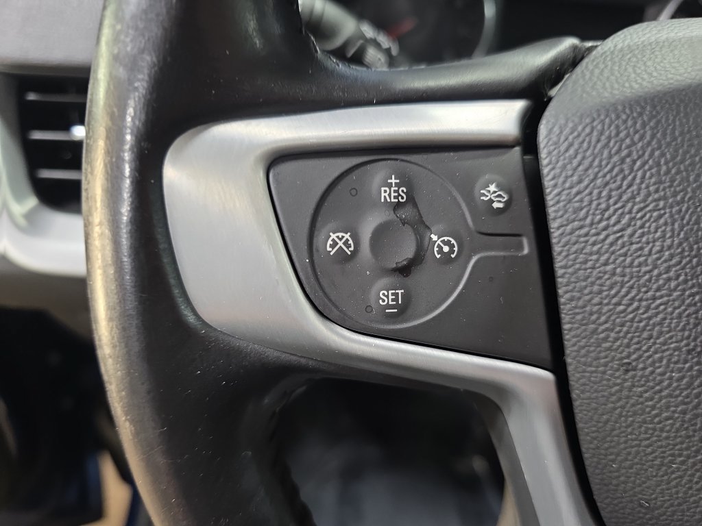 Used 2020 GMC Terrain SLE w/ Driver Convenience Package AWD/4WD image 19