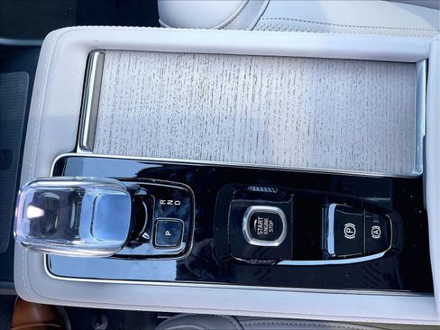 New 2026 Volvo XC90 T8 Plus w/ Protection Package AWD/4WD image 10