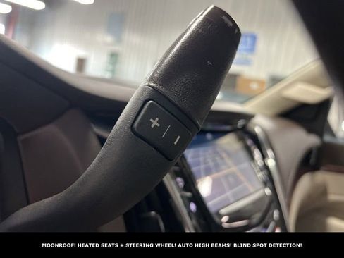 Used 2015 Cadillac Escalade Luxury image 25