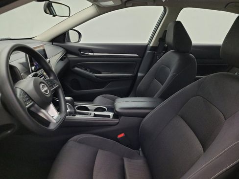Used 2023 Nissan Altima 2.5 SV FWD image 17
