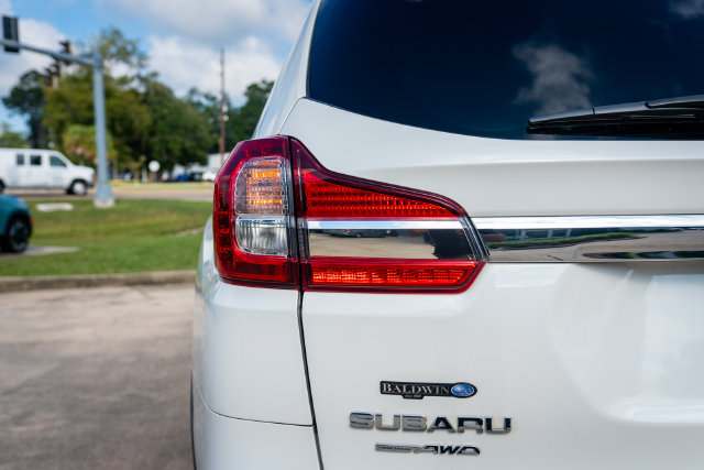 Used 2021 Subaru Ascent Touring w/ Popular Package #2 AWD/4WD image 17