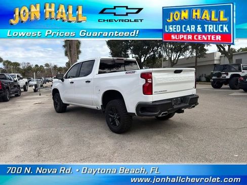 Used 2024 Chevrolet Silverado 1500 LT Trail Boss w/ Convenience Package II image 9