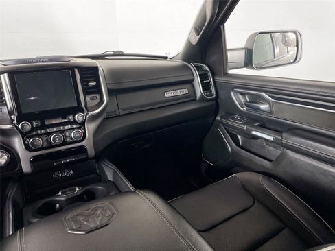 Used 2024 RAM 1500 Laramie image 33